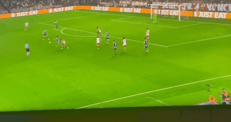 1695299422747052336.gif mun 1.gif